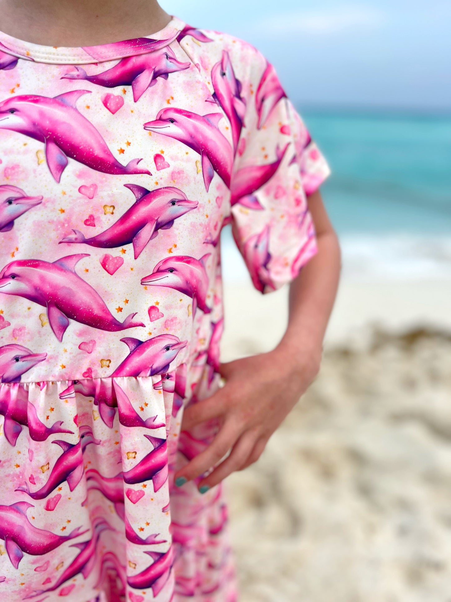 Pink dolphin tier